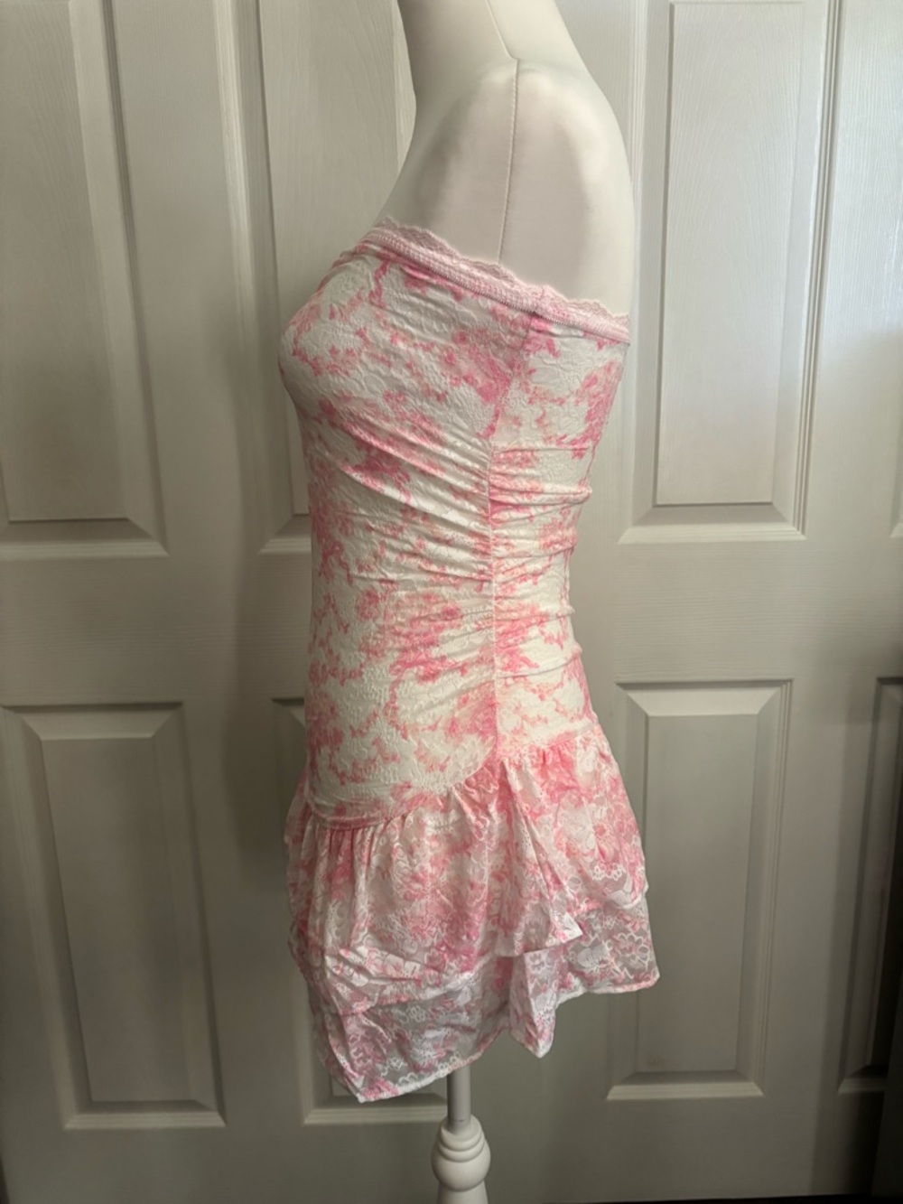 LoveShackFancy x Pink Victoria Secret Strapless Lace Ruffle Dress - Picture 2 of 6